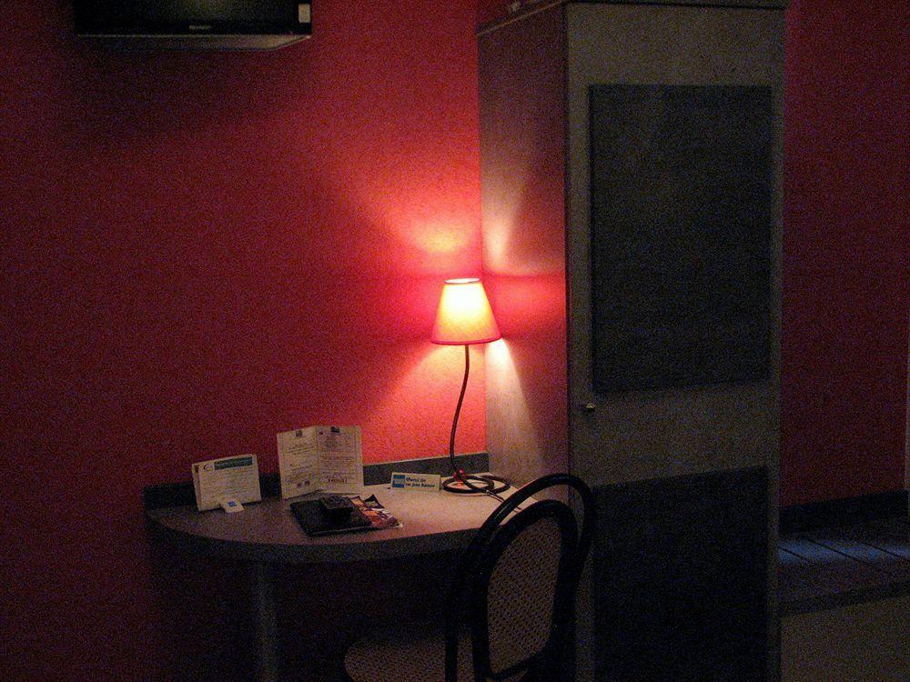 La Croix Blanche 2* Tarbes